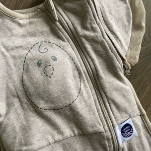 Nested bean zen one weighted swaddle. Size small (3-6 months) 13-18lbs.